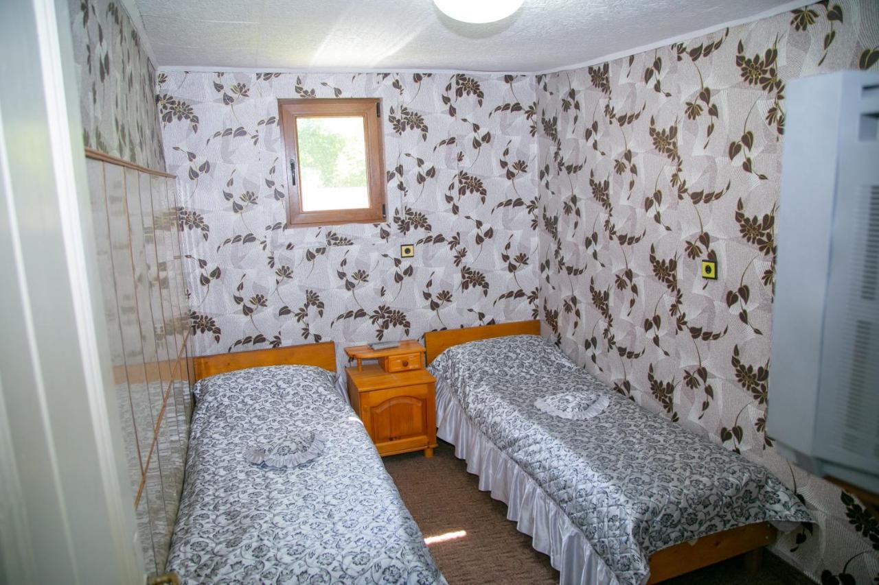Holiday Home Lyubovo Габрово Екстериор снимка