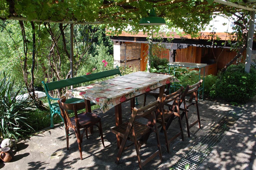 Holiday Home Lyubovo Габрово Екстериор снимка